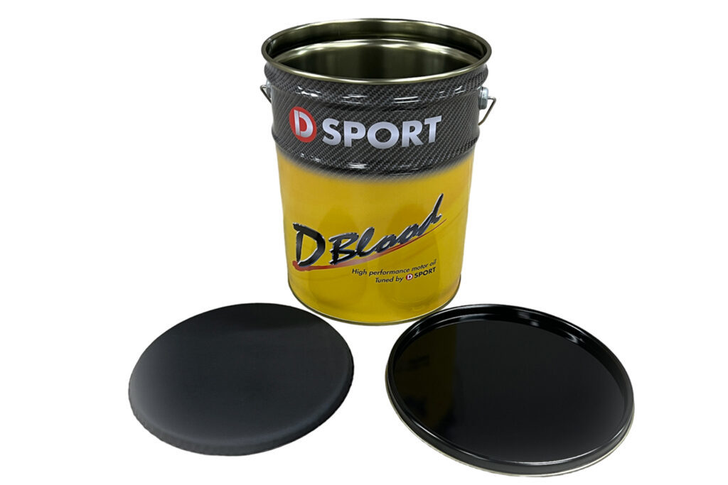 D-SPORT、コペン・ロッキー用 「ワイドルームミラー」、「D-BLOODオイル 20L ペール缶 スツール」発売
