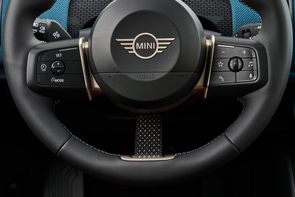 「MINI カントリーマン」がEVに! 「カントリーマンE」「カントリーマンSE ALL4」誕生