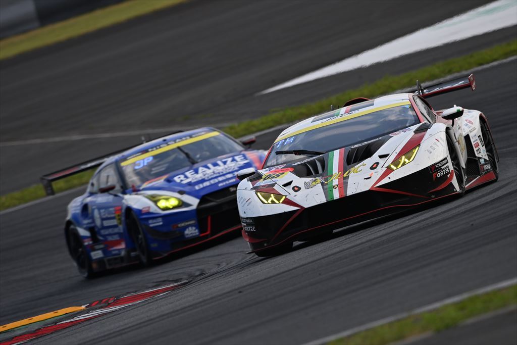 LEON PYRAMID AMGがポール・トゥ・ウインで完勝！ スーパーGT第4戦富士ラウンドGT300クラスリポート