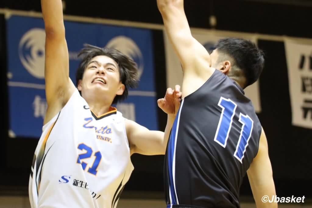 【大学】これぞ関東大学リーグ首位決戦 専修大が日大を延長戦で破り勝利 米山ジャバ偉生41分19秒出場/前半専修大学が1位で折り返す