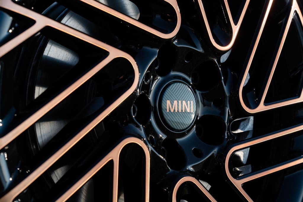 さよなら､クラブマン！ 日本限定320台の最終モデル｢MINI クラブマン･ファイナル･エディション｣発売