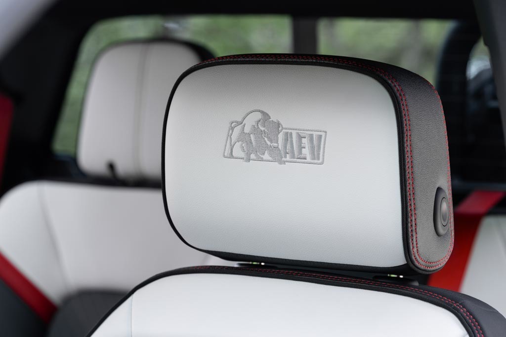 さらに強化したオフロード性能とプレミアムな装備がマッチング！ 2024年型「GMC・キャニオンAT4X AEVエディション」発表