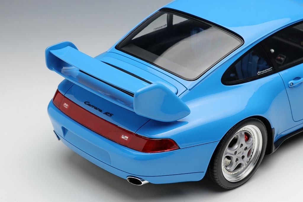 実車の写真じゃごさいません！ メイクアップ初の1/18｢空冷ポルシェ911･カタログモデル｣登場【モデルカーズ】