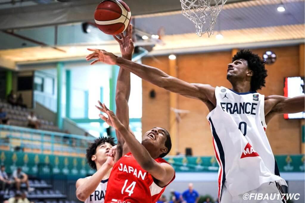 【FIBAU17W杯】108-48とフランスに完敗/ 川島悠翔「もっとボックスアウト徹底しないといけない、リリースをもっと速くしてスリーポイントを決めたい」