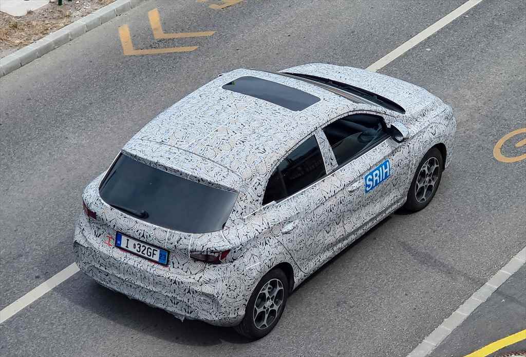 【スクープ】「MG3」が13年ぶりフルモデルチェンジでついに電動化! そのスタイルはメルセデスAクラスにソックリ!?