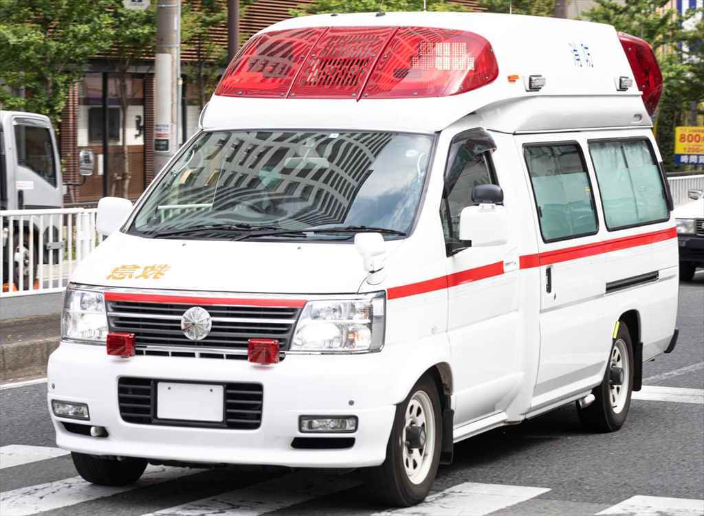 もしも交通事故を起こしてしまったとき、現場で運転者や目撃者が取るべき行動とは?