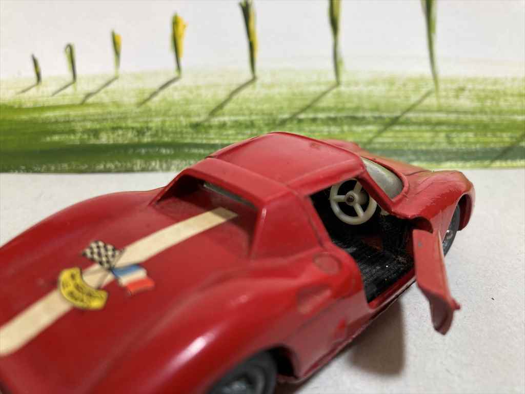 ピニンファリーナデザインの美しいプロポーションを見事に再現！「マーキュリー 1/43 No.39 フェラーリ250LM」【丸餅博士のヴィンテージ・ミニカー・ワールド】