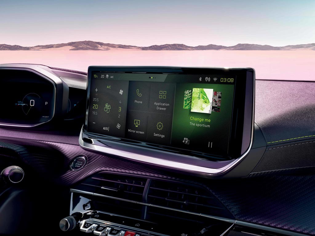 デザインとパフォーマンスを兼ね備えたSUV､新型｢プジョー2008｣発売｡デイタイムライトはライオンのかぎ爪をイメージ！