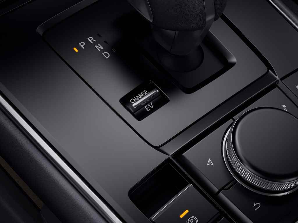 ロータリーエンジンが約11年ぶりに復活！ 1ローターを発電機として使用する独自のプラグインハイブリッドモデル 「MX-30 e-SKYACTIV R-EV」が欧州向けに量産を開始