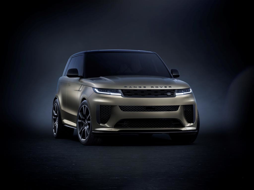 「レンジローバー スポーツ」の2024年モデルと「レンジローバー スポーツ SV」、特別仕様車「エディションワン」が登場!