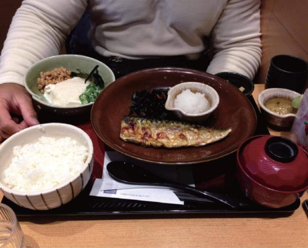 【筋肉増量飯】３食以外に食パン３斤、牛乳３ℓ、全卵30個、プロテイン100ｇ、寝る前に鍋一杯の雑炊を１日のノルマとしました＝伝説・須江正尋