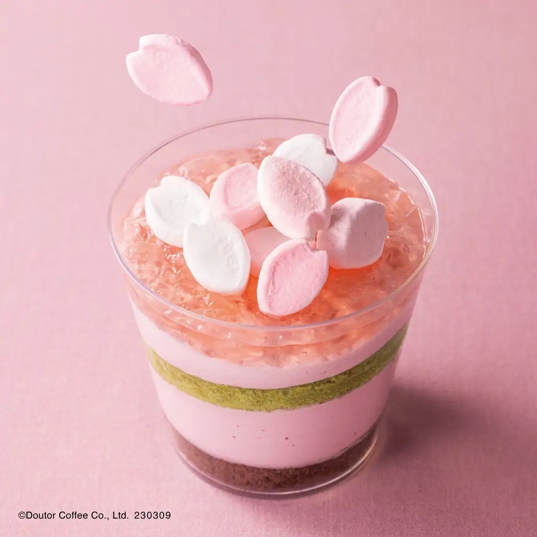 ティラミス風カップケーキ「カップスイーツ～さくらといちごのティラミス風～」 エクセルシオール カフェで3月9日(木)より発売