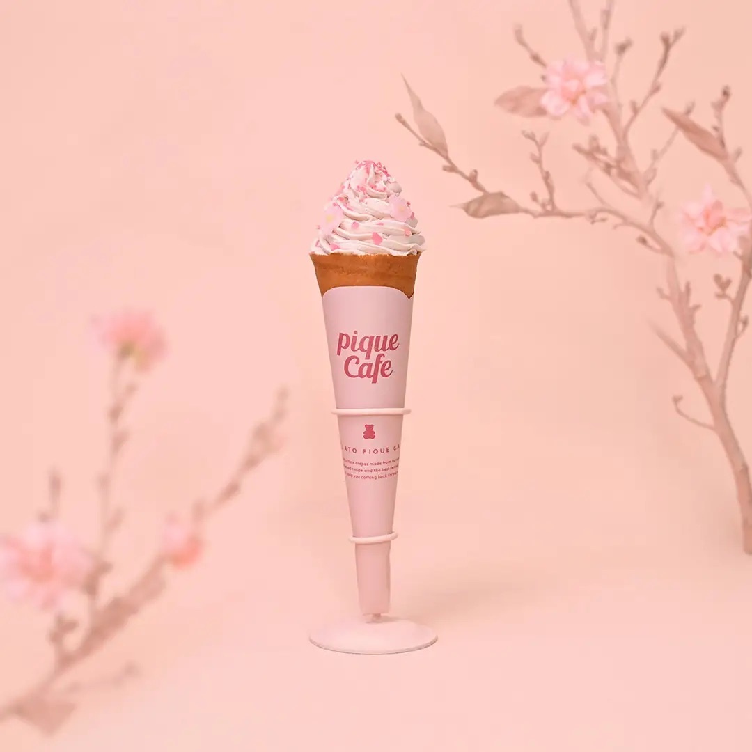 クレープに満開の桜を映した“ピケカフェ”のシーズナル「さくらクレープ」が登場