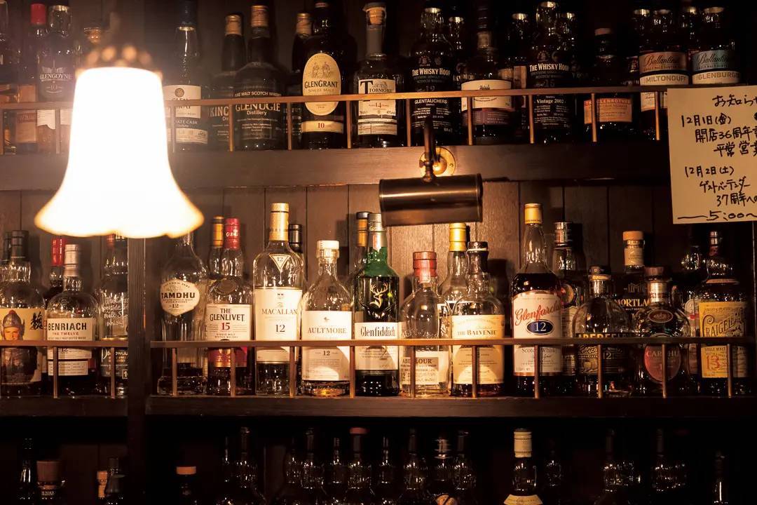 地下に佇むスコッチの銘店「Bar HEATH」（国立）｜whiskyを愉しむBAR