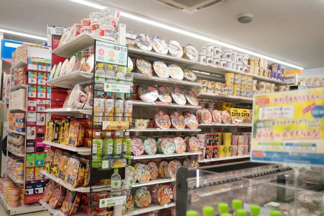 日本のコンビニvs世界のコンビニ! サービスの質・清潔感などを徹底比較