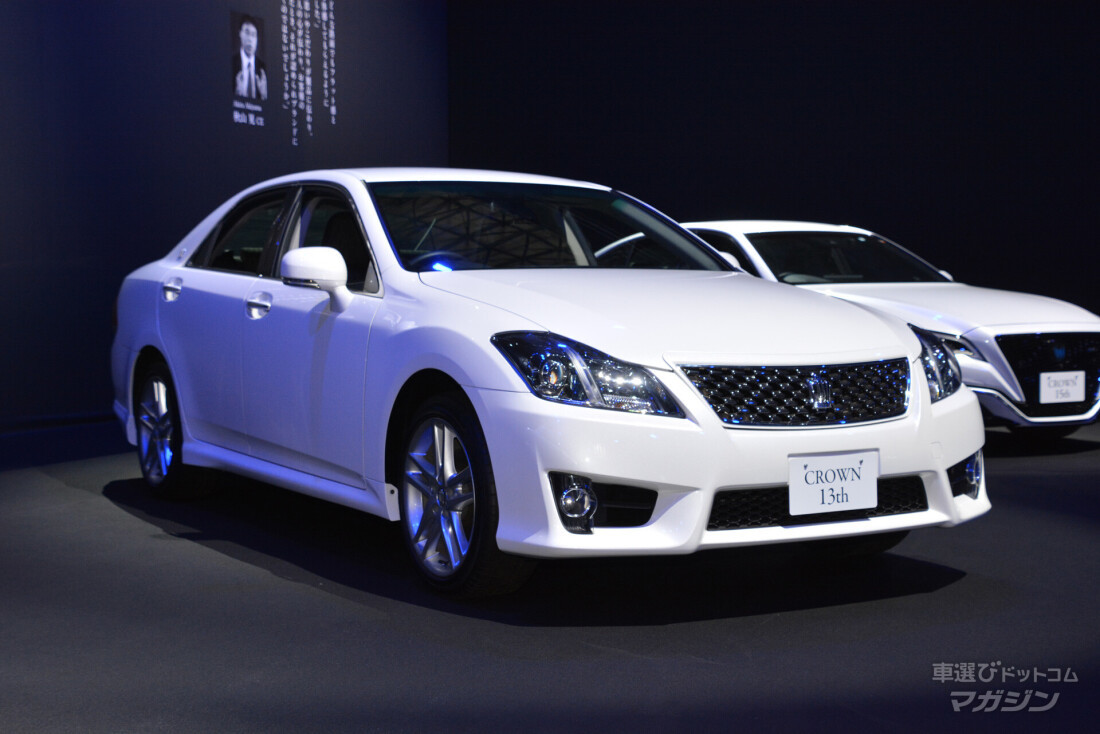 中古でトヨタ・クラウンハイブリッドを買うならこの車種がオススメ!