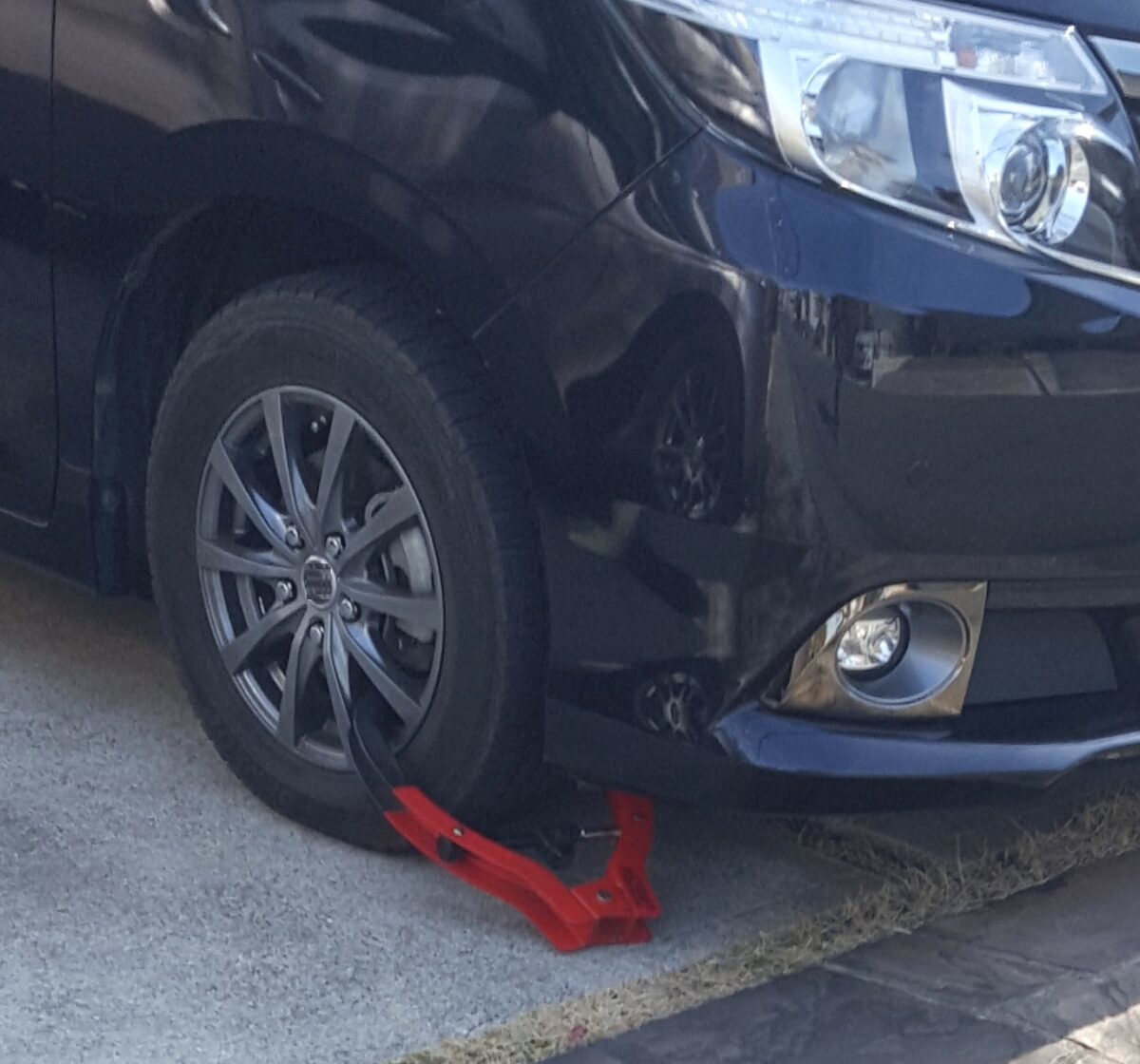 「リレーアタック?コードグラバー?」車を守れ!そのセキュリティは最新の盗難手口に対応してる?