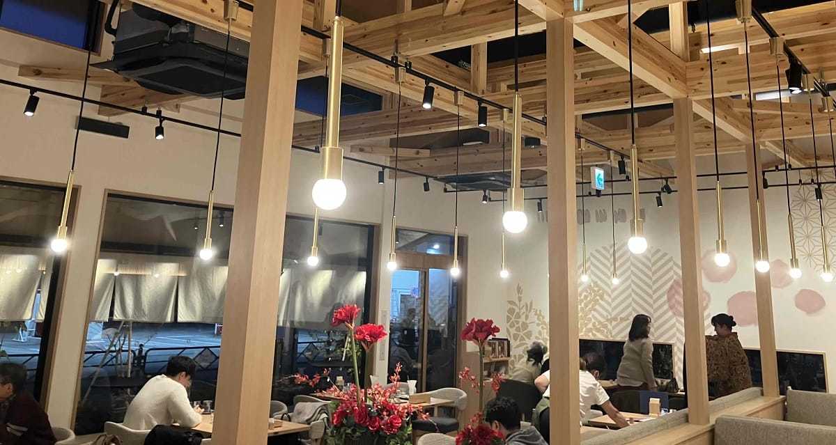 焼肉きんぐの物語コーポ、カフェ事業に進出のワケ…半年で平均月商2200万円