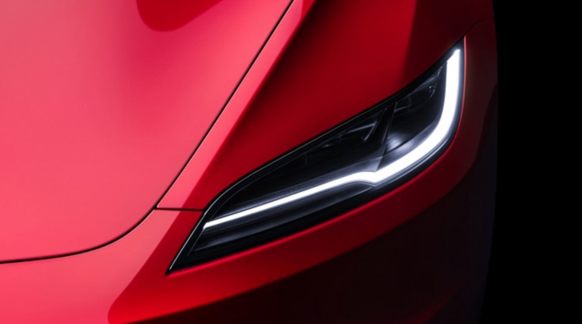 テスラ「新型モデル3」、561万3,000円から! ハンサムなマスクと洗練された室内を見よ!