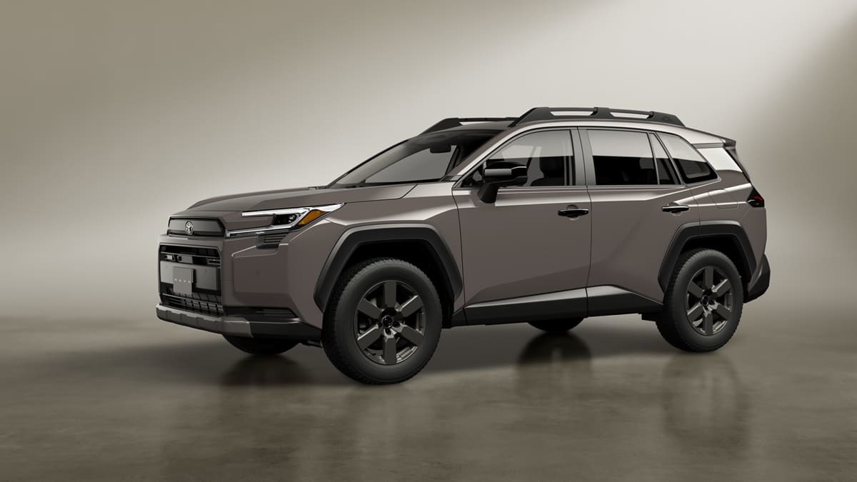 新型「RAV4」ついに登場!HEVとPHEV展開、3つの顔は都会派の“CORE”・アウトドアな“ADVENTURE”・走りを楽しむ“GR SPORT”に