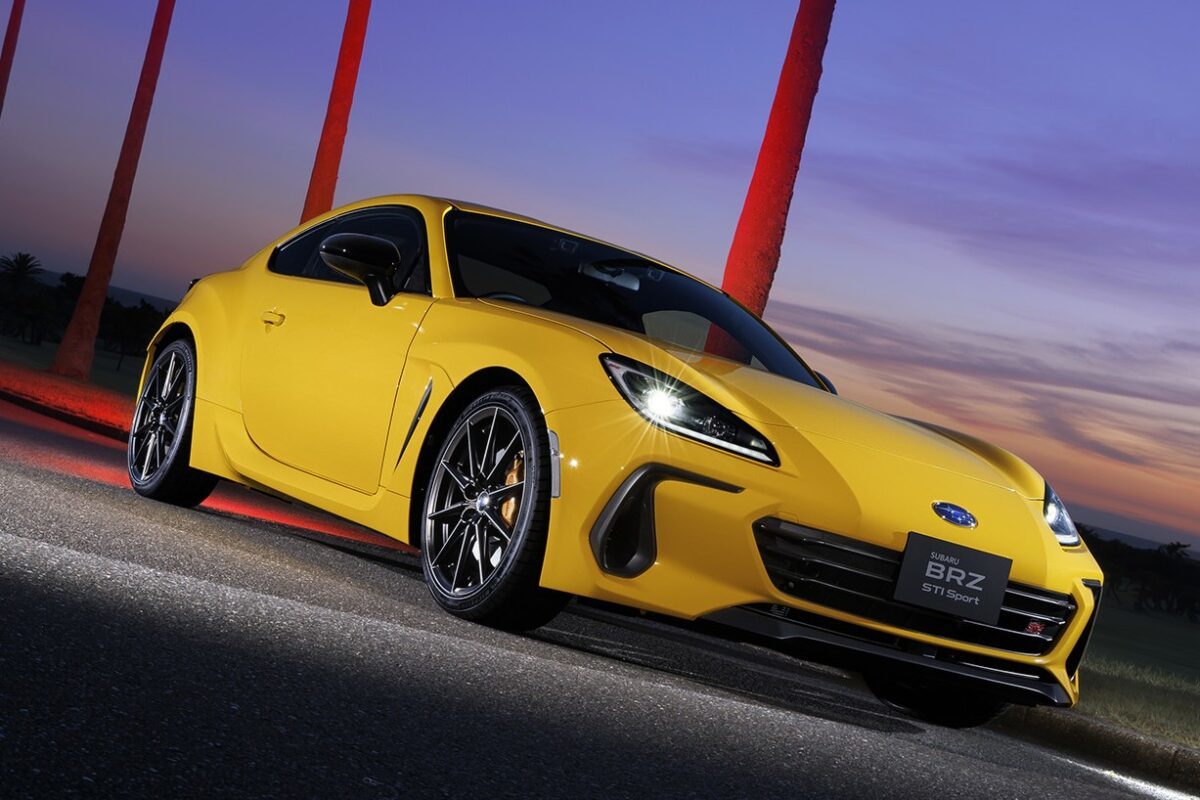 鮮烈なイエローの専用ボディカラー採用！スバル「BRZ」の限定特別仕様車「STI Sport YELLOW EDITION」発表