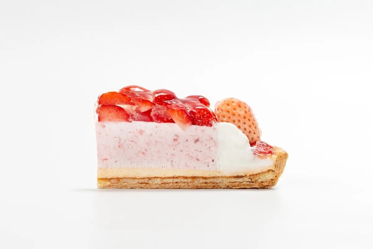 【フルーツピークス・フルーツショップ青木】ホワイトデーにおすすめ！春を感じるいちごたっぷりのタルトや食べられる”いちごの花束”を期間限定販売