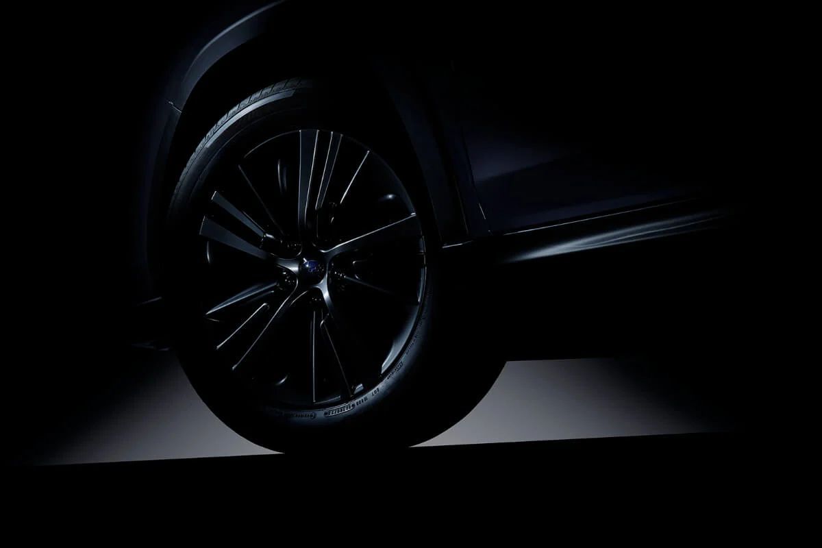 スバルが新型SUV『レヴォーグ レイバック』のティザー画像を公開！9月7日から先行予約が開始