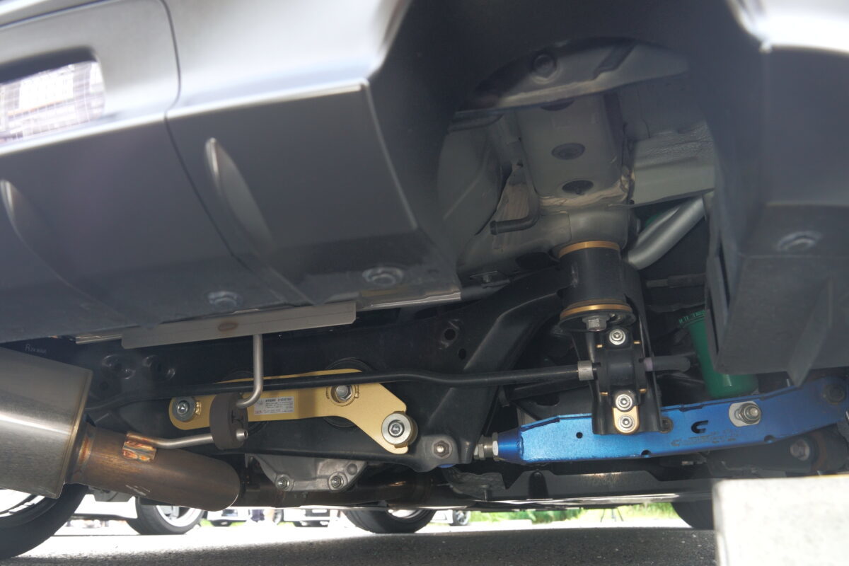ハンドリングをよくするため足回りをカスタム！トヨタ GR86【みんなのクルマ】