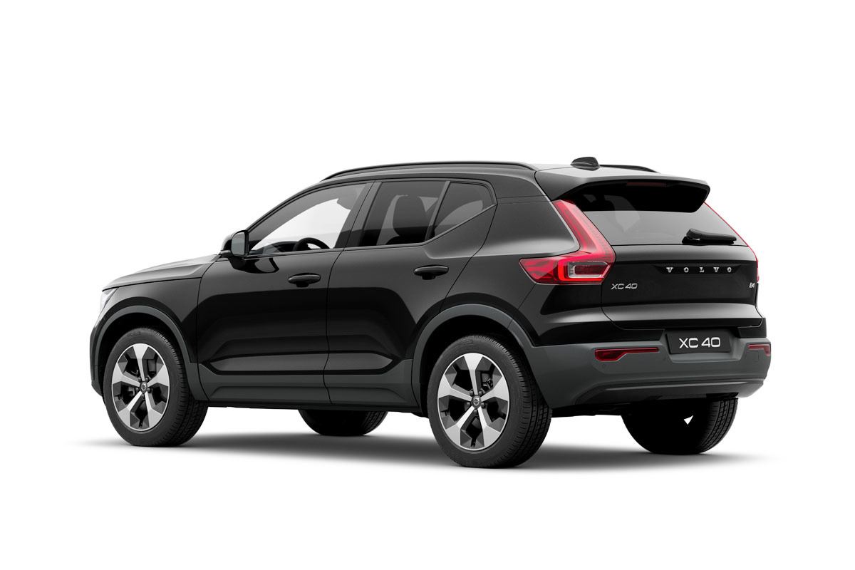 ボルボ　XC40唯一のダークエディション仕様の特別モデル「Ultra B4 AWD Dark Edition」を発売