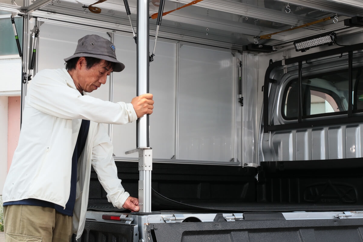 軽トラの荷台をもっと自由に!穴開け不要で脱着カンタンなキャリアフレーム