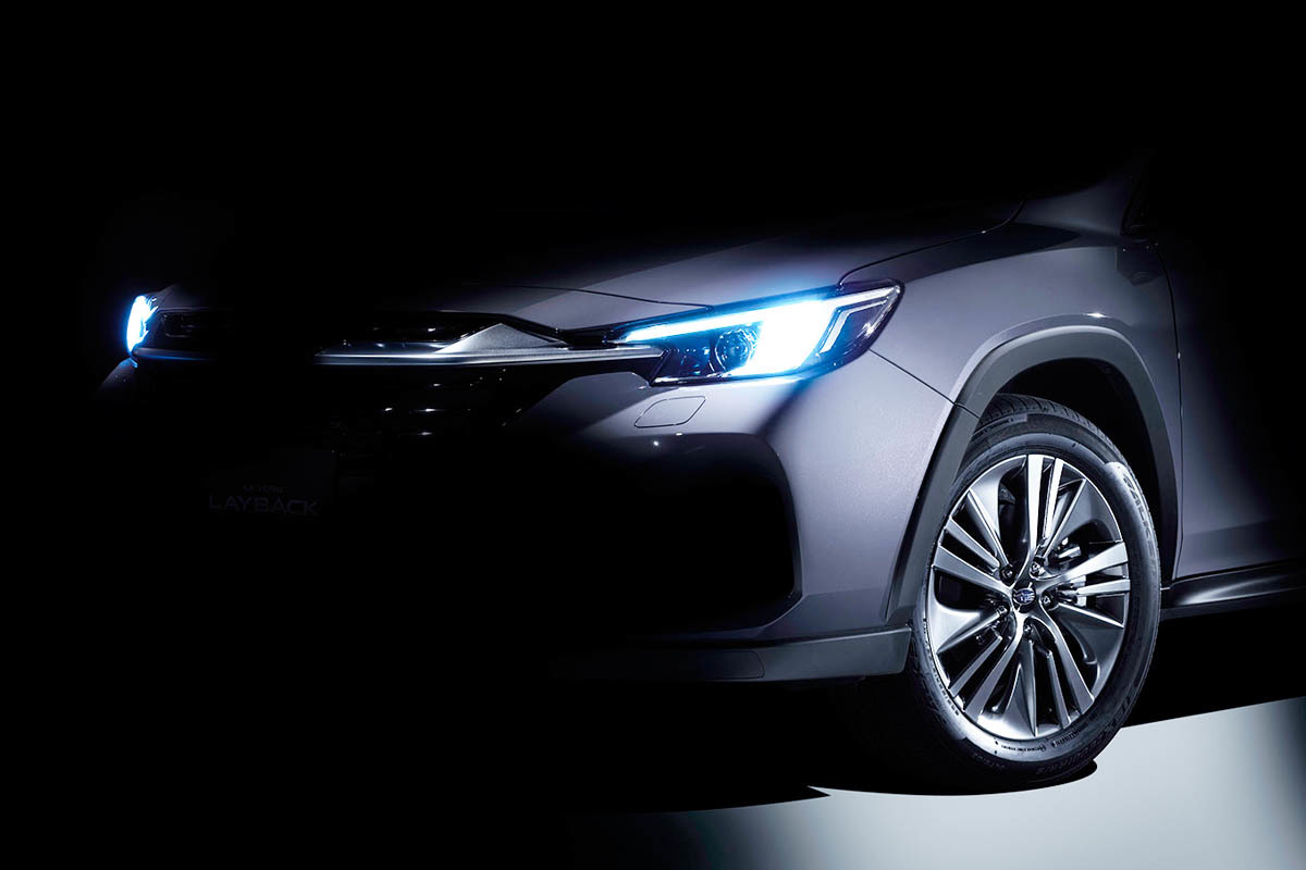 SUBARUの新型SUV「レイバック」のティザー画像を公開
