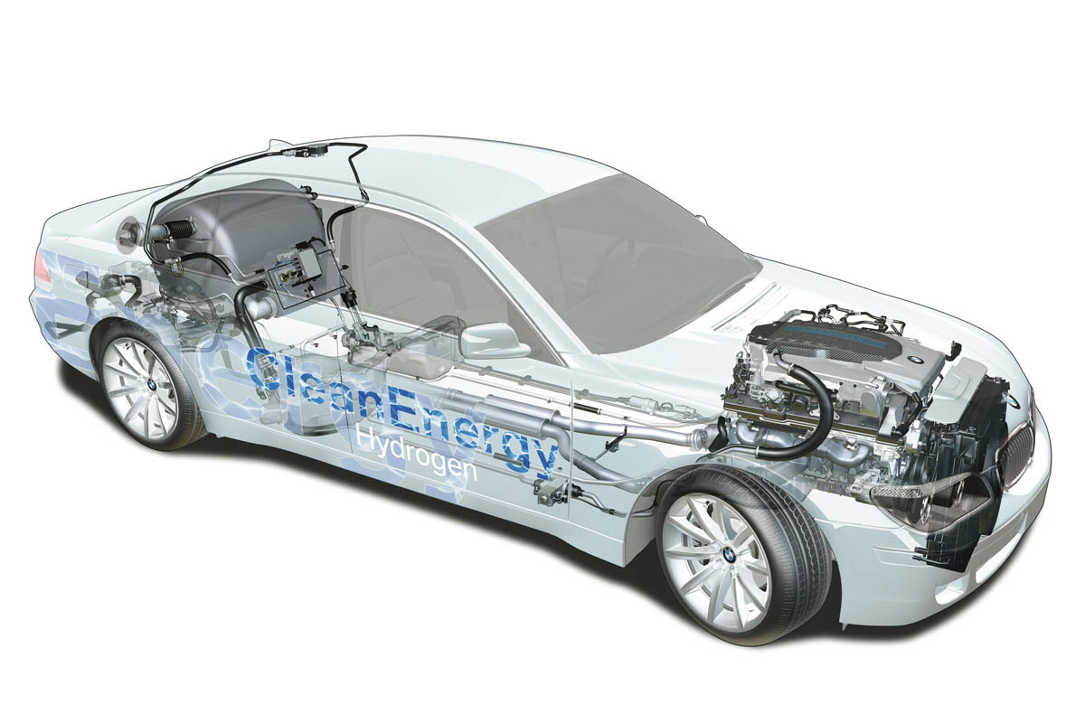 BMW　燃料電池実装車による実証実験と日本の課題