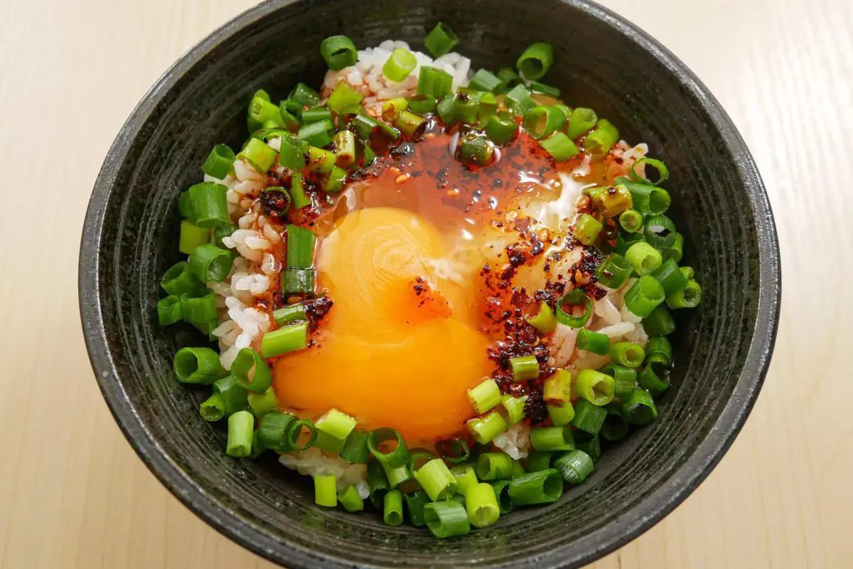 陳建一さんおすすめの「石垣島ラー油」　餃子や卵かけご飯に使うと激ウマ