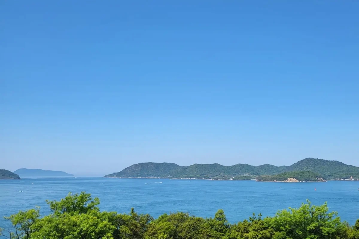 瀬戸内海を見渡す絶景グランピング施設「サンシャイングランピング江田島」オープン