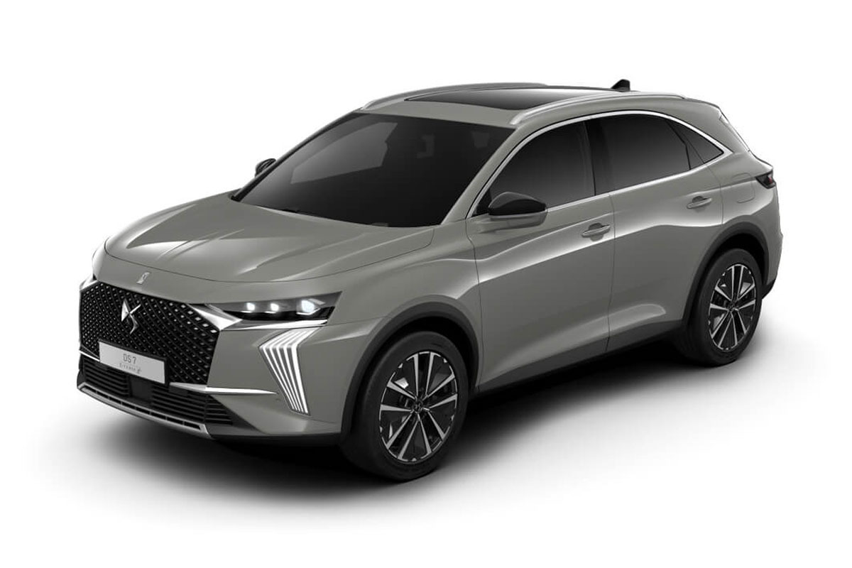 DSオートモビル　DS7の特別仕様車 シックで上質感高いインテリアの「DS7 RIVOLI E-TENSE 4×4」を発売