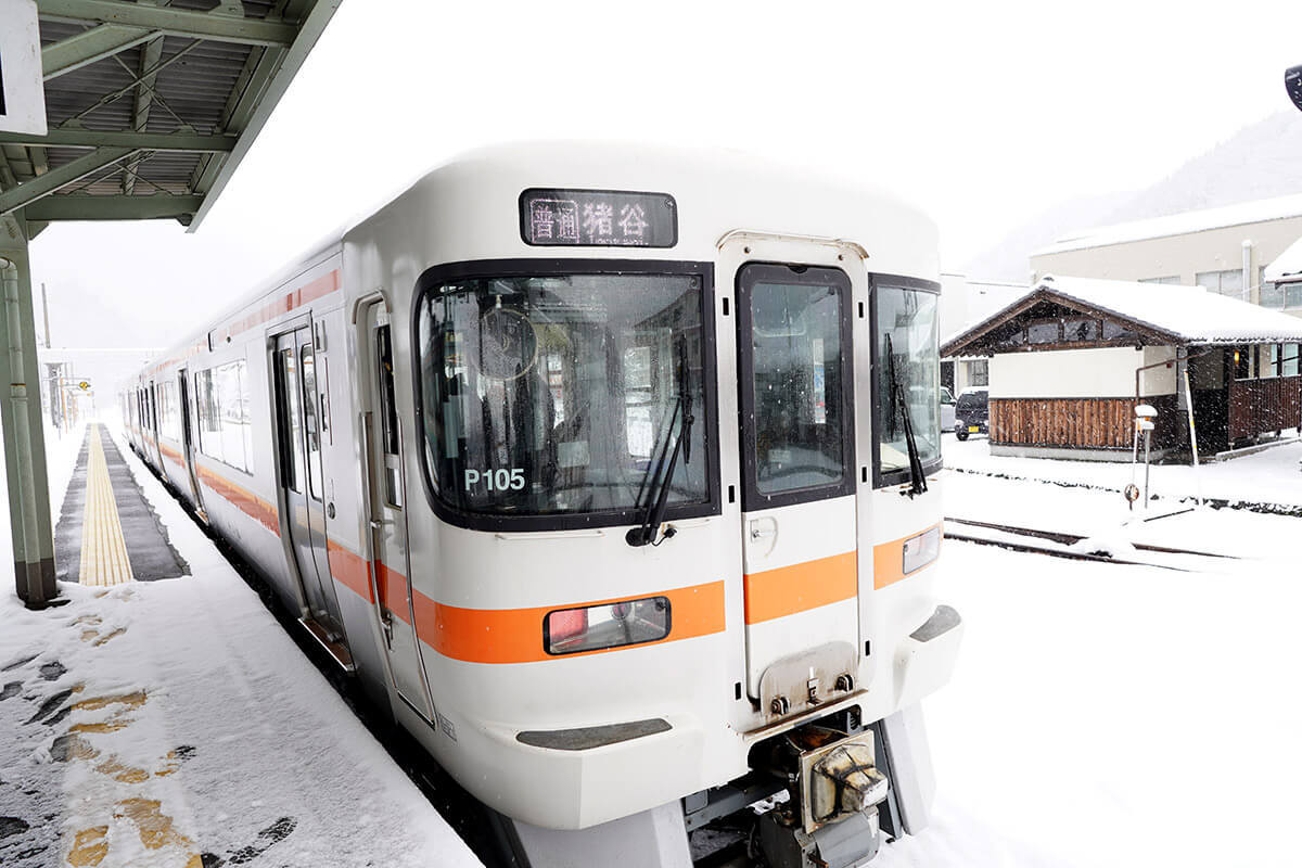 ガチ乗り鉄がおすすめする鉄道だけで行ける「駅チカ温泉」5選