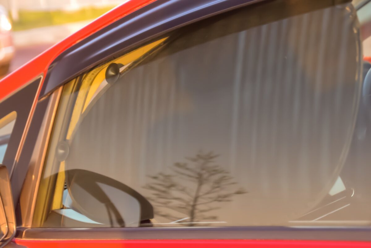 「車中泊をやってみたい!」最低限用意したいものは?快適にするアイテムはどんなのがあるの?