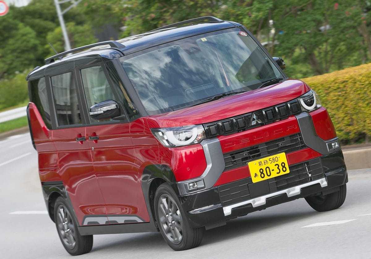 ホンダN-BOXと三菱デリカミニ、大人気の裏側…未使用車が大量に中古で流通