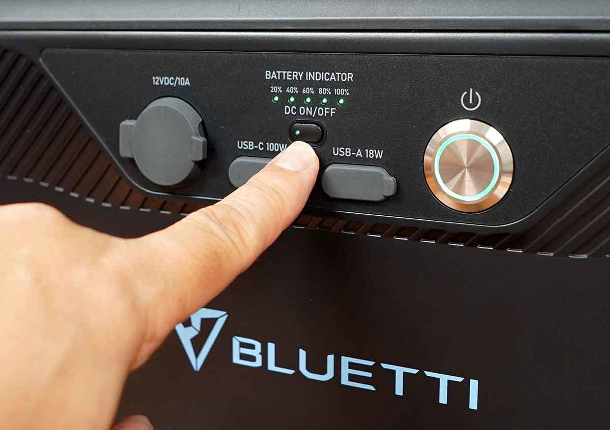 BLUETTIのポータブル電源3,000W対応「AC300&B300」を実際に使ってみた – 電子レンジも余裕で動く！