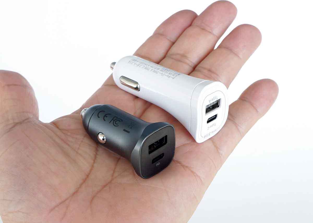ダイソーの330円「高速充電カーチャージャー」価格差4倍のUGREEN製品と実際に比較 – その結果は!?