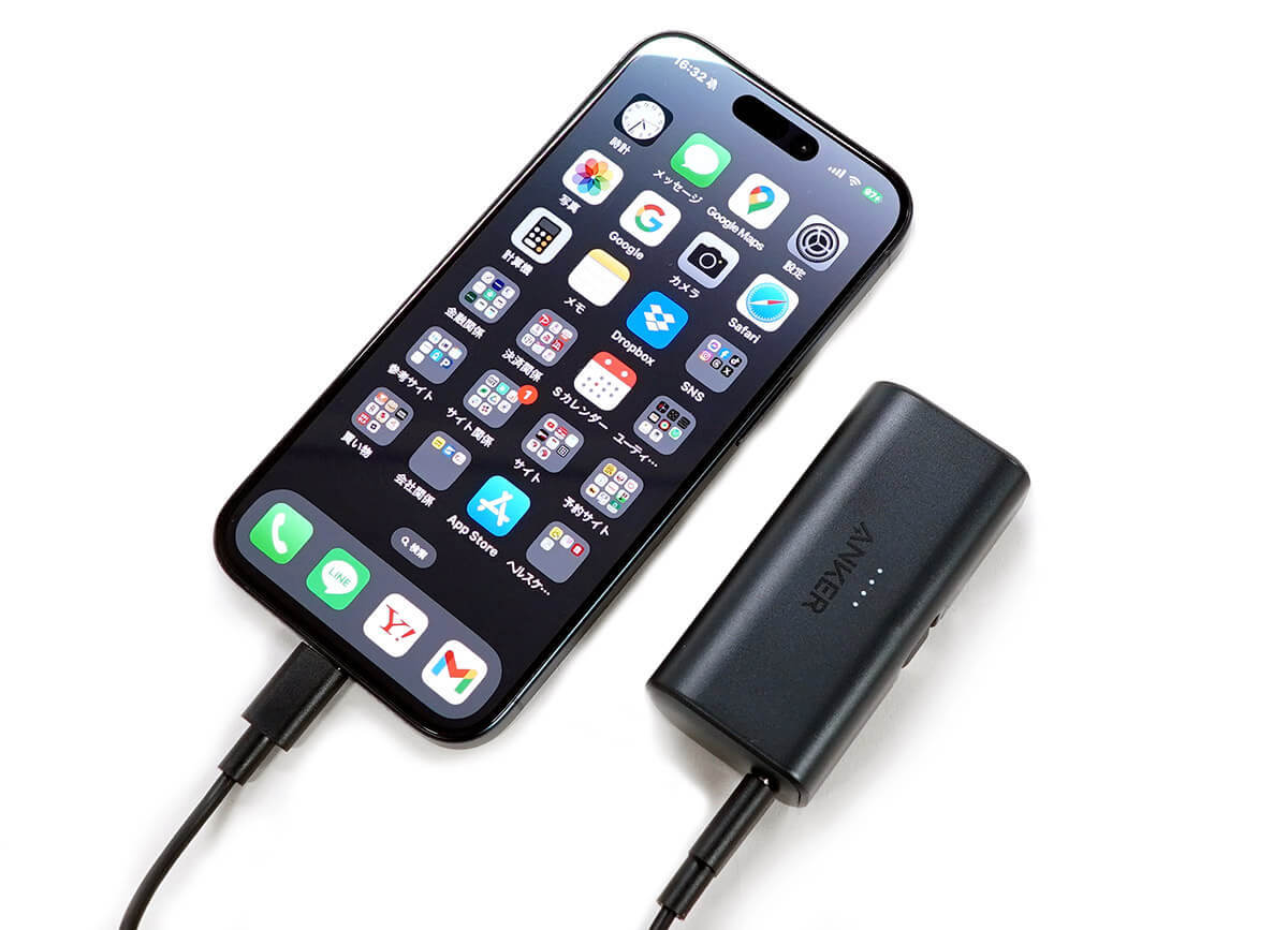 iPhone 15のUSB-C端子に直挿しできるAnkerのモバイルバッテリーが超便利だった！