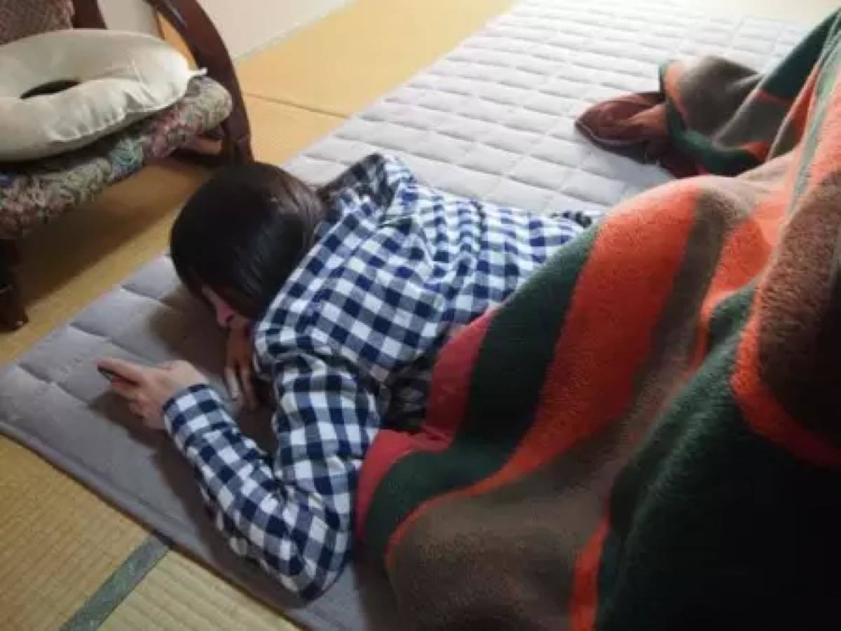 こたつのお手入れ方法を解説 放置厳禁のこたつを安全に使おう
