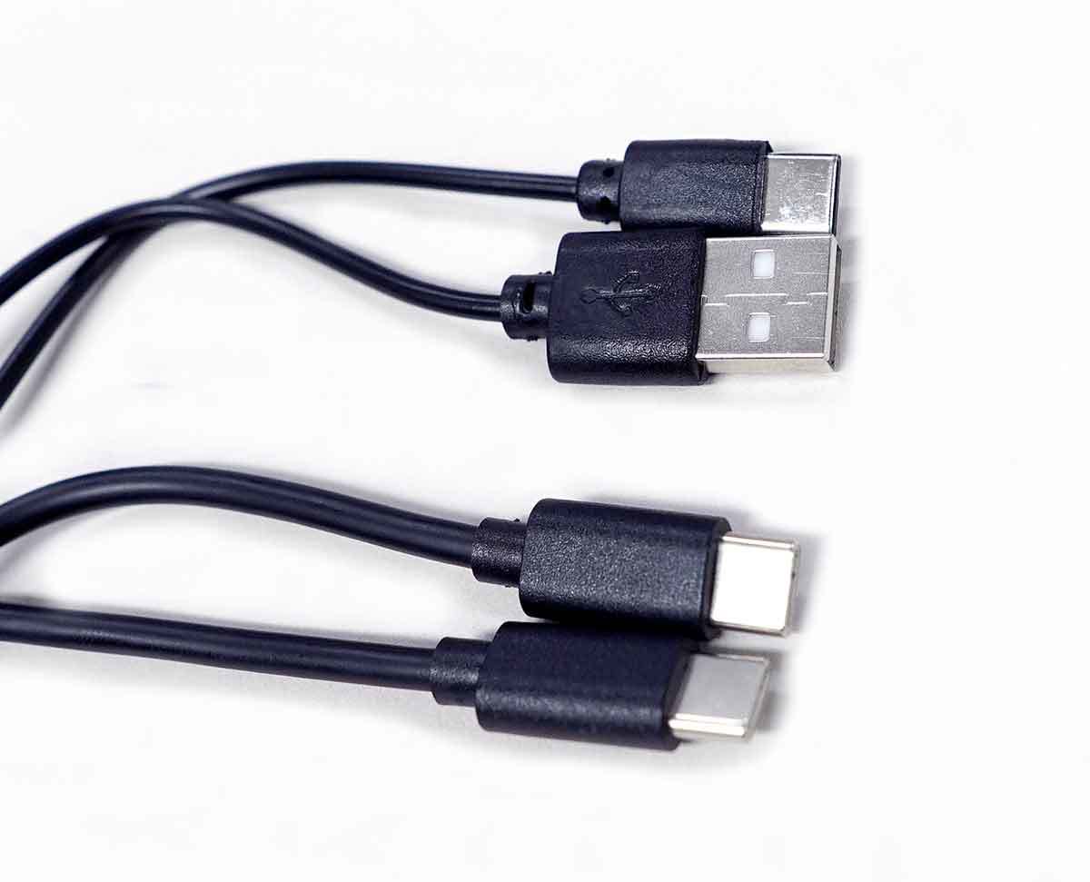 ダイソーで110円のUSB-Cケーブルが価格差25倍Apple純正と同等の性能だった!
