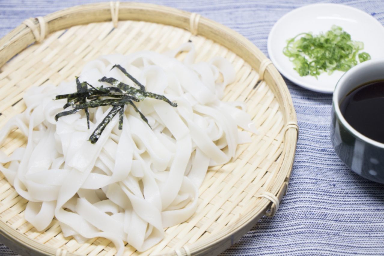 「きしめん」と「うどん」の違いはなに?「ほうとう」もまた異なるものなの?
