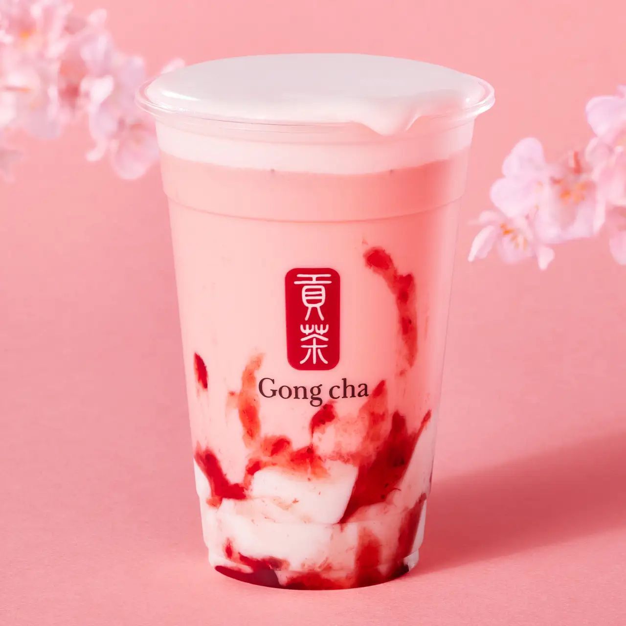 Gong cha史上、期間限定商品として最大ヒット「いちご杏仁 ミルクティー&フローズン」発売からわずか1週間で、120,000杯突破!