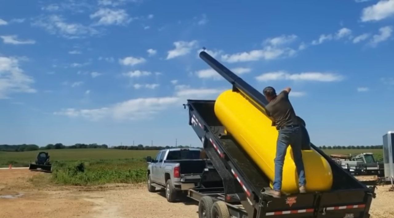 カボチャロケット！？凄いけど使いどころが分からない巨大パンプキンランチャーが話題に