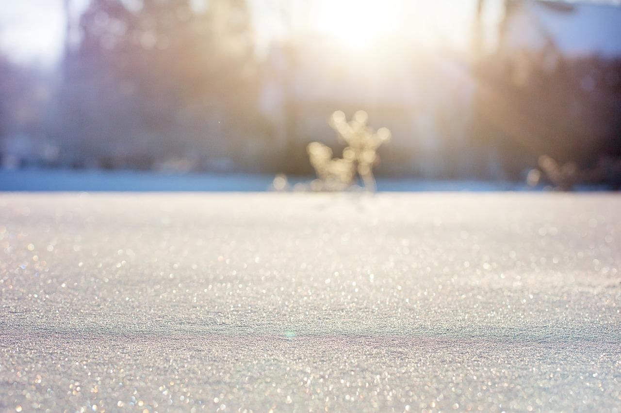 「雨露霜雪」とはどんな意味の四字熟語?ただ天気を並び立てただけの言葉ではない?!