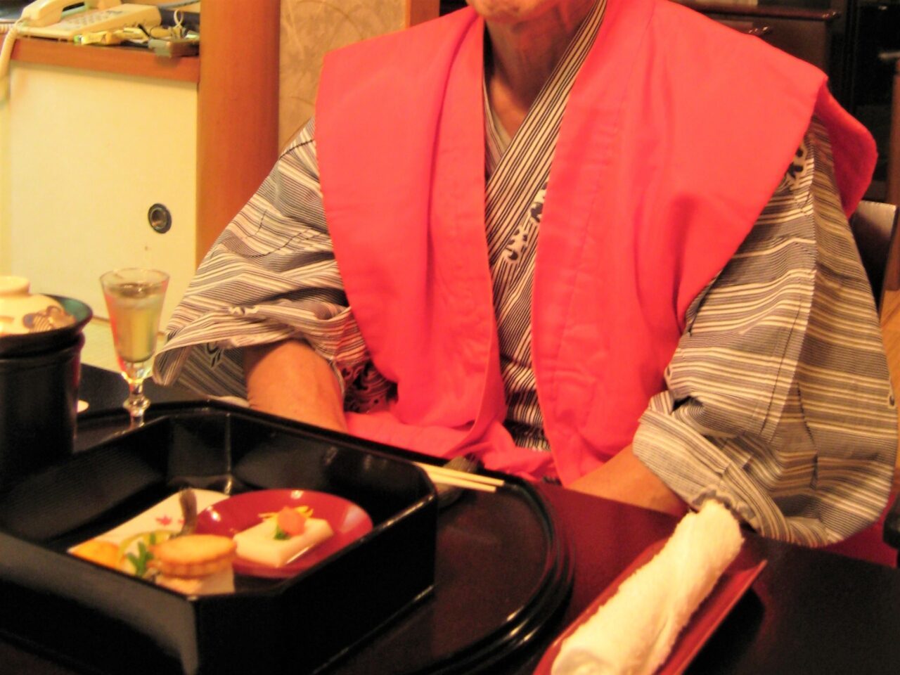 「還暦」とは何歳の事?なぜお祝いの席で赤いちゃんちゃんこを着るとされるの?
