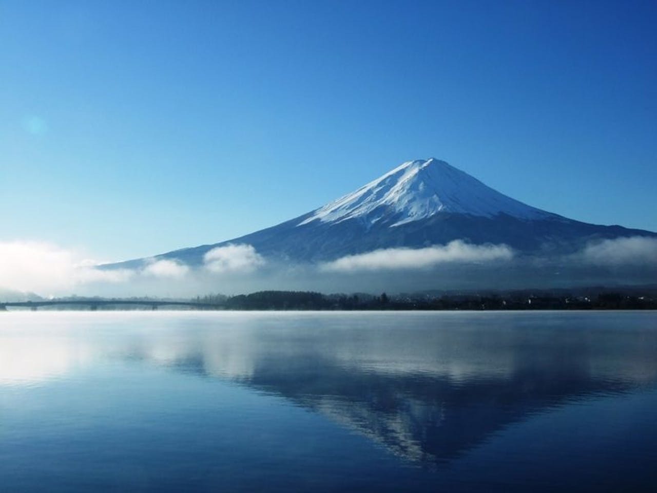 富士山の絶景を臨む、河口湖近辺の日帰り温泉13選！大自然&気持ちいいお湯も満喫！