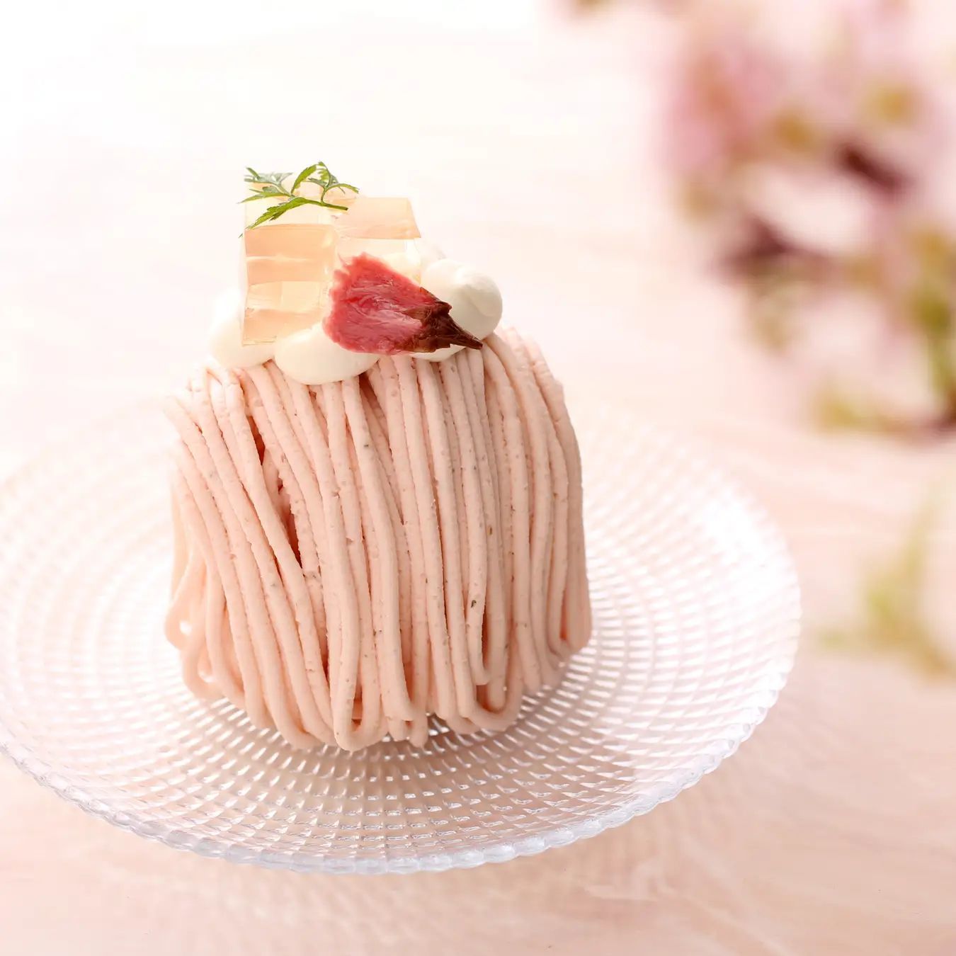 【アンテノール】春満開な「さくら」スイーツを発売！春のお祝いやお手みやげにも。